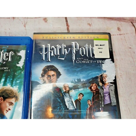 Harry Potter Sméagol The Two Tower Statue, Blu-ray And DVD Bundle - Picture 9 of 12